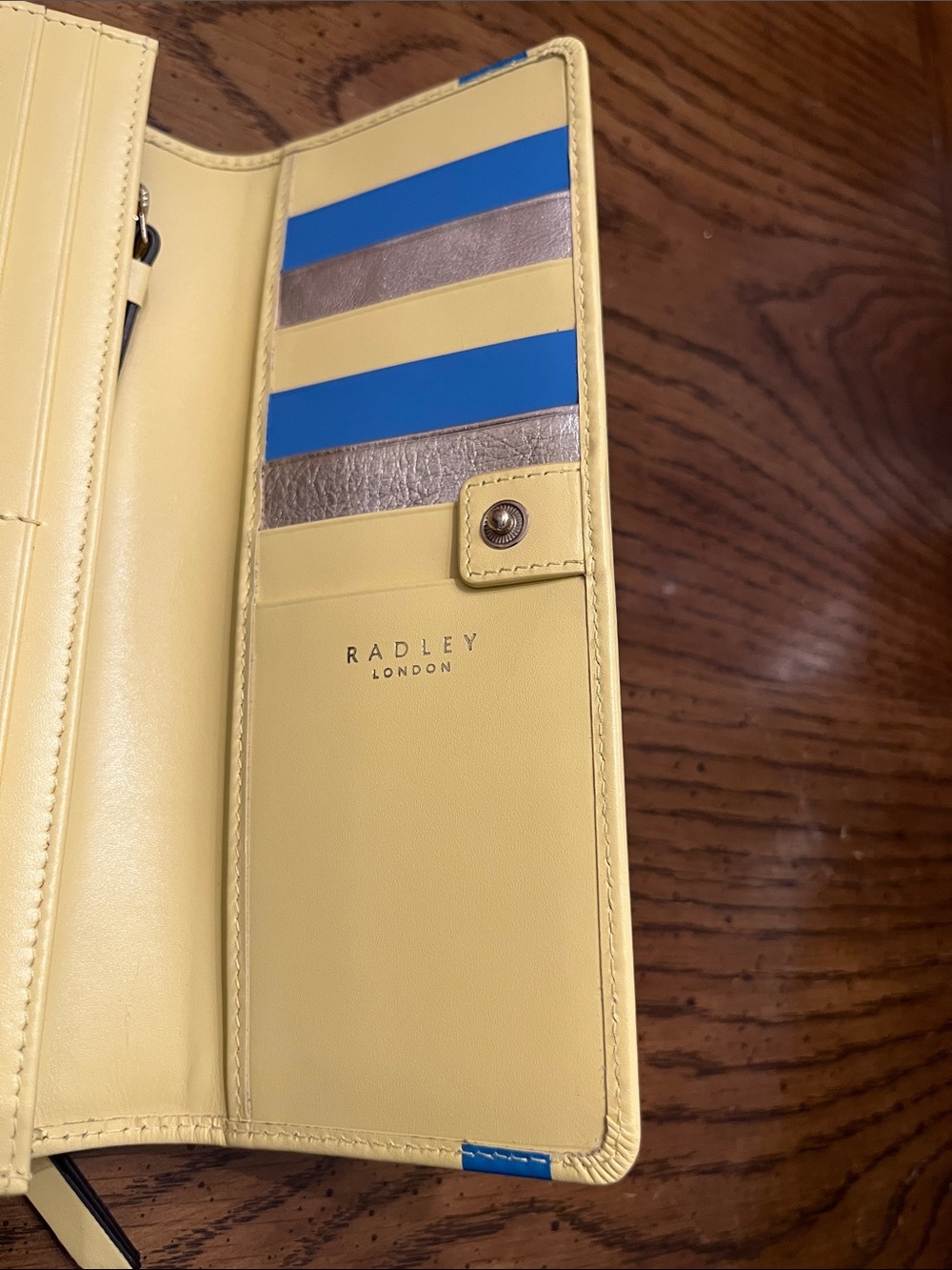Radley London Hammock Hangout large flapover wallet - Picture 10 of 13